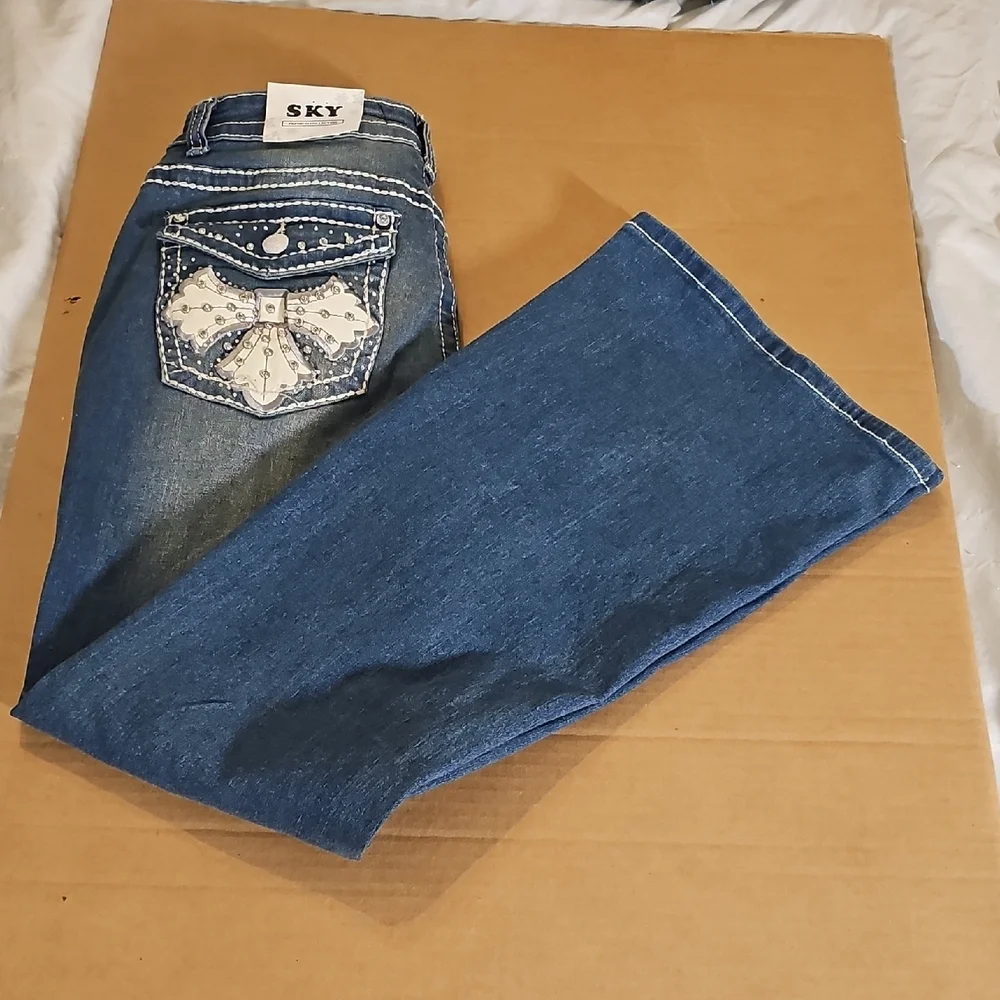 NEW Sky Super Soft Flare Juniors Embellished Denim Bling Jeans Size 13/14 - Picture 12 of 14